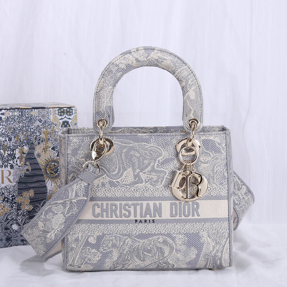 Dior MEDIUM LADY D-LITE BAG