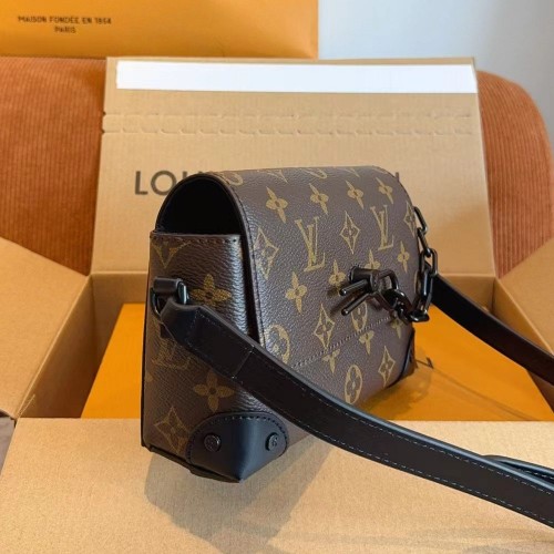 Louis Vuitton Steamer  Wearable Wallet