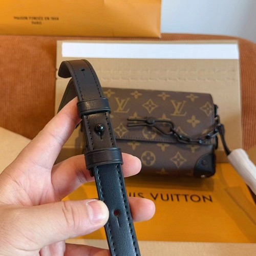 Louis Vuitton Steamer  Wearable Wallet