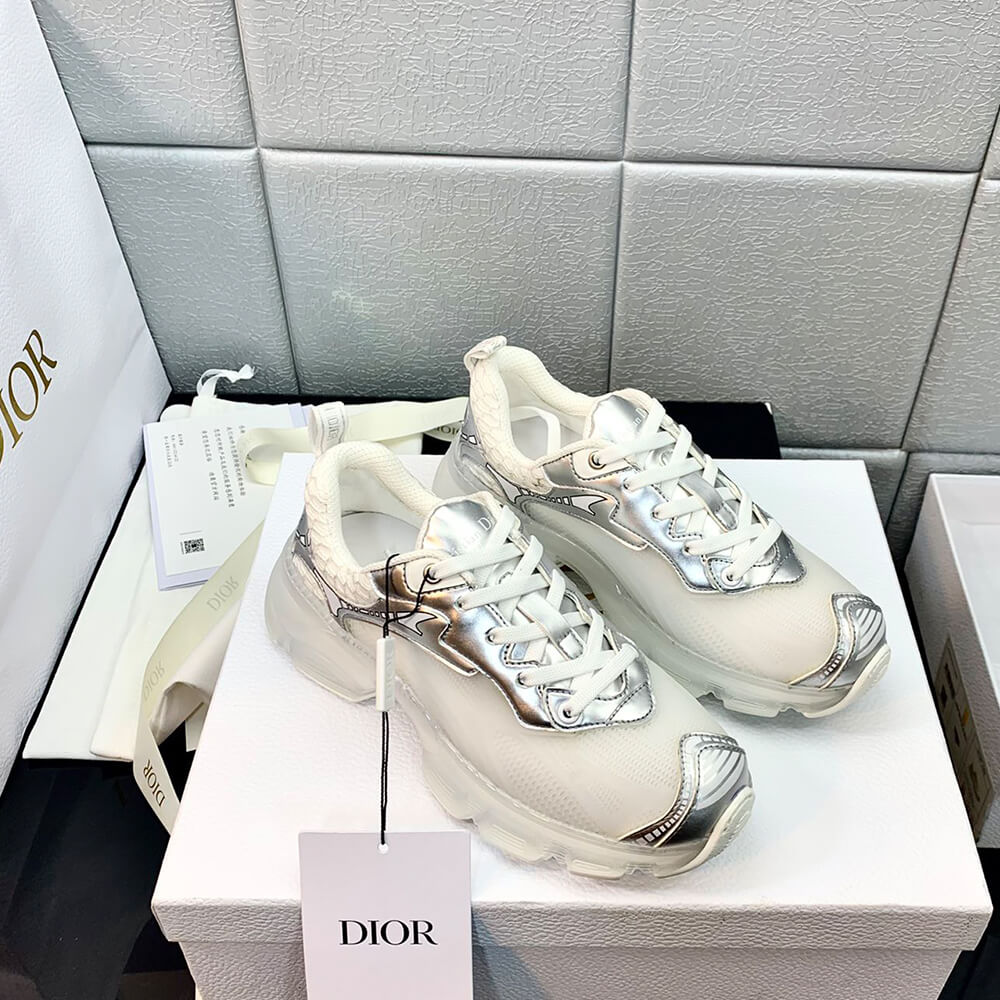 DIOR VIBE SNEAKER