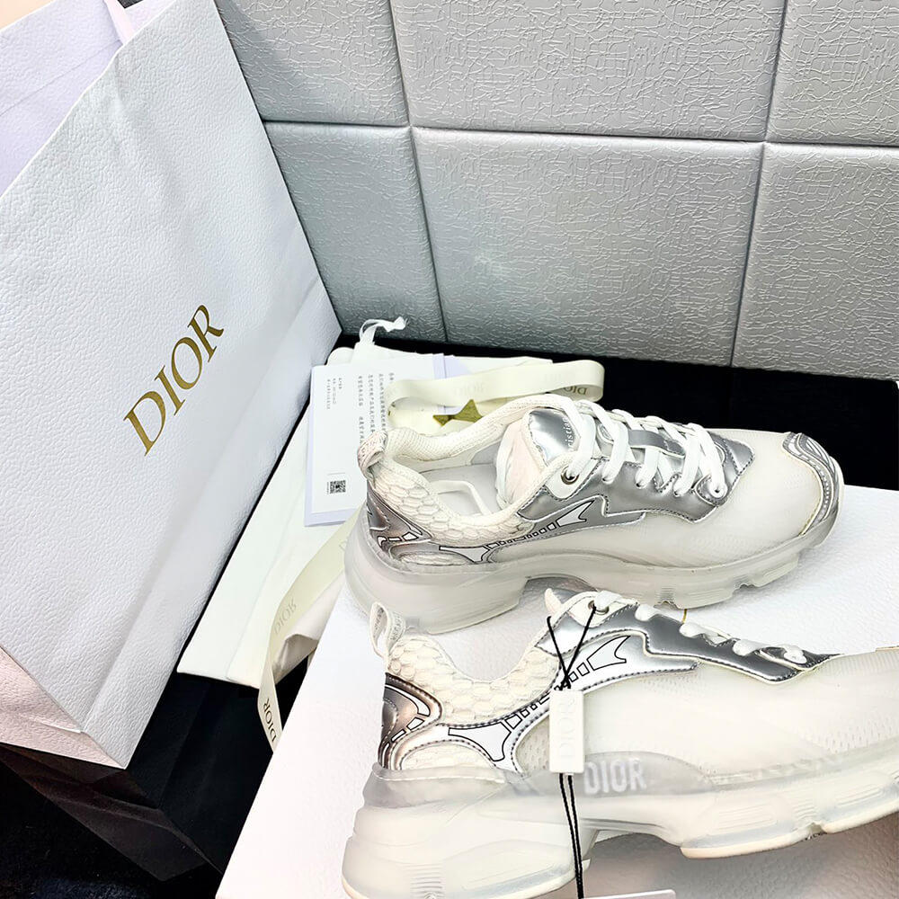 DIOR VIBE SNEAKER