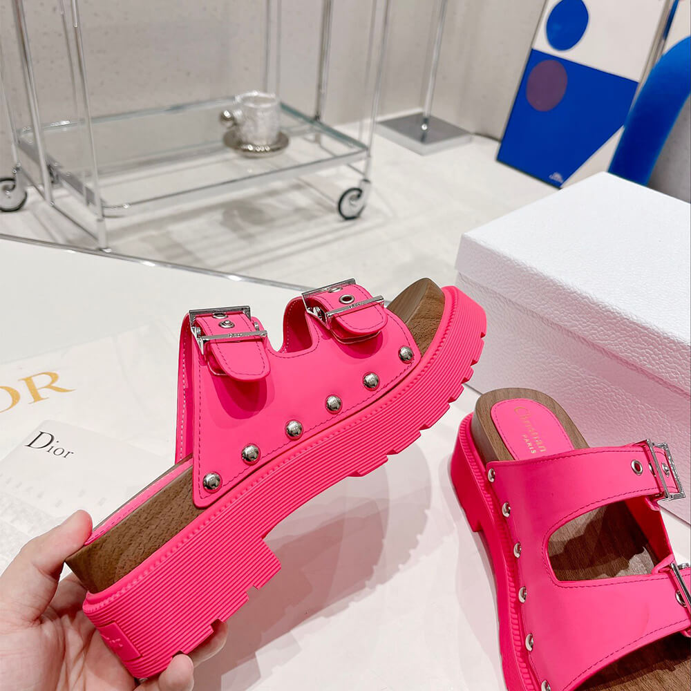 DIORQUAKE STRAP SANDAL