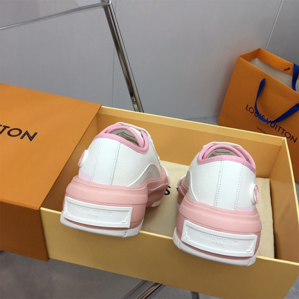 LV SQUAD SNEAKER