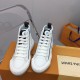 LV SQUAD SNEAKER