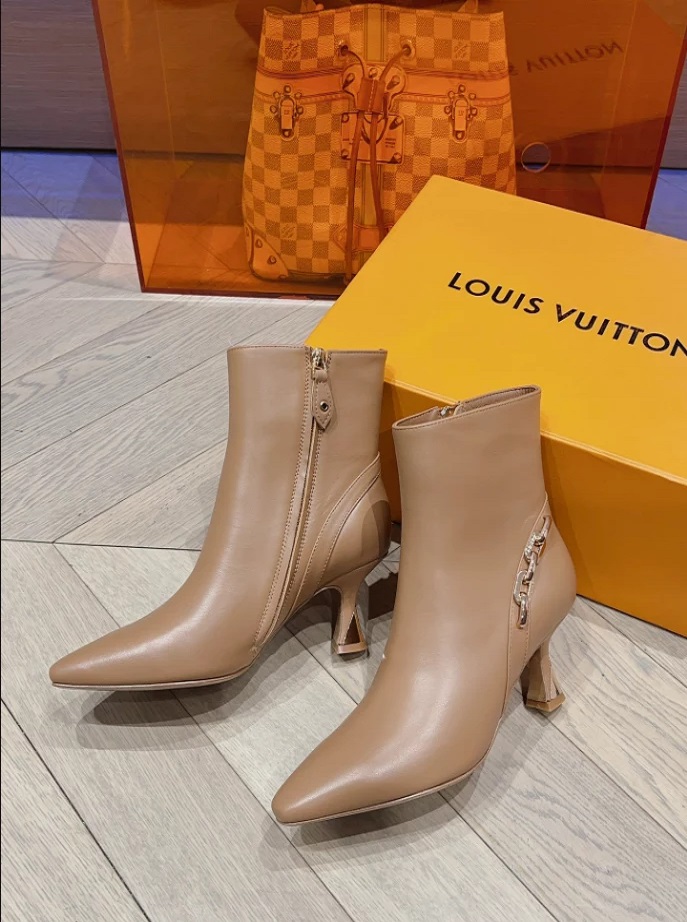 LOUIS VUITTON SPARKLE ANKLE BOOT – WLS002