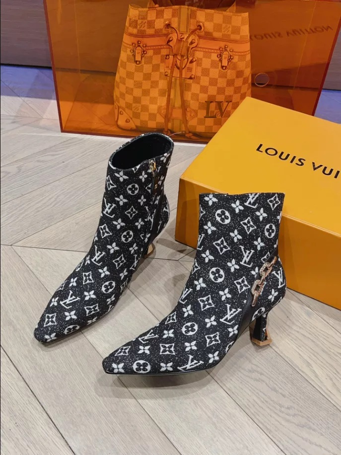 LOUIS VUITTON SPARKLE ANKLE BOOT – WLS003