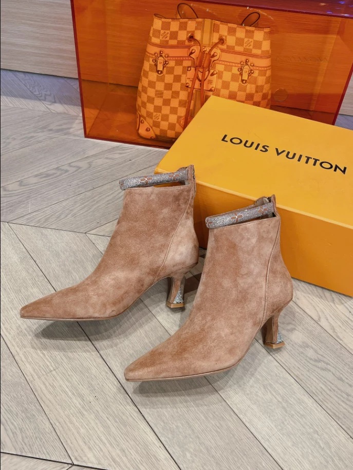 LOUIS VUITTON SPARKLE ANKLE BOOT – WLS007