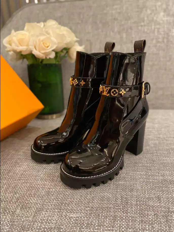 LV STAR TRAIL ANKLE BOOT – WLS039