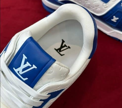 LOUIS VUITTON TRAINER SNEAKER – LSVT262