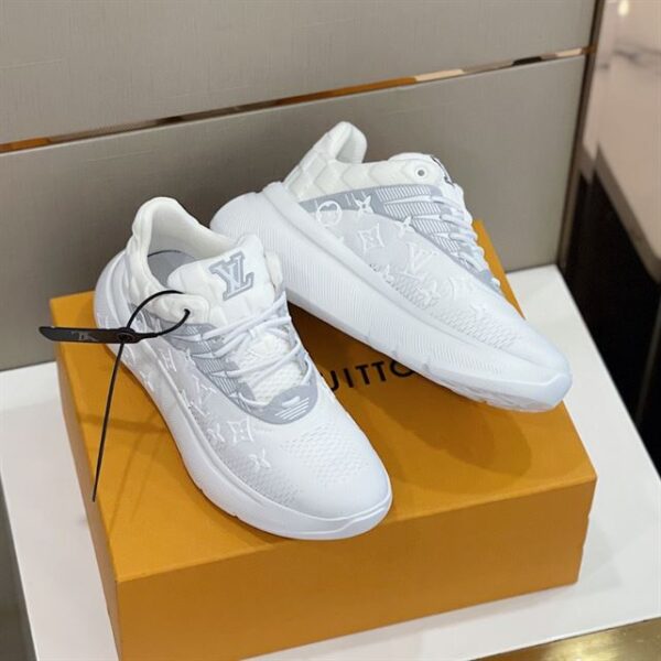 LOUIS VUITTON SHOW UP SNEAKER – LSVT224